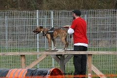 FruehlingPitStaffCo-2013-026